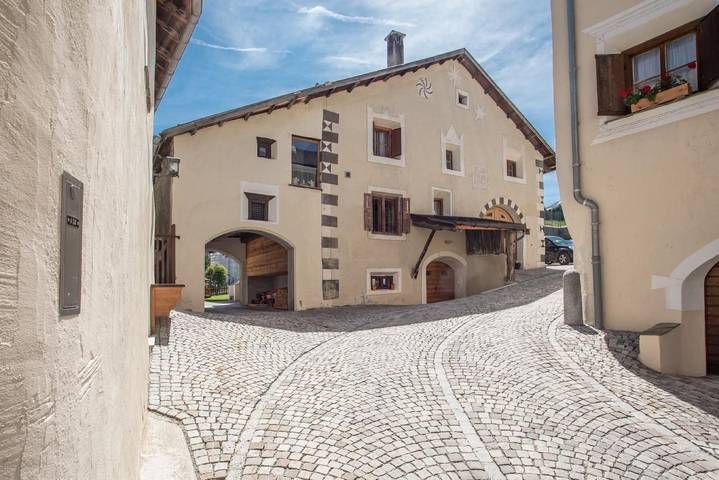 Ferienhaus für 10 Personen, mit Terrasse und Garten in Oberengadin