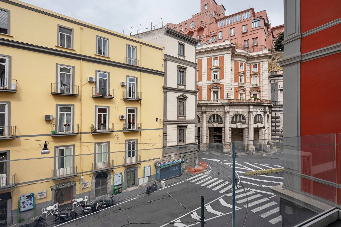 Ganze Wohnung, Ferienwohnung 'Premium - Zona Lungomare' mit Balkon, Wi-Fi und Klimaanlage in Neapel, Neapel Provinz