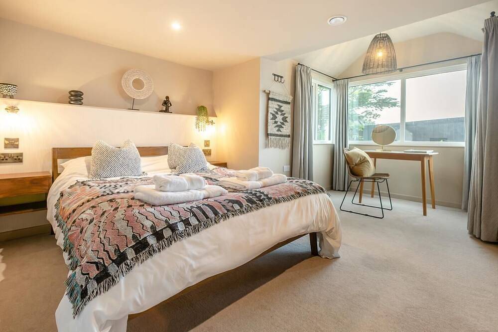 2 Bed in Tregurrian, Watergate Bay (oc-m42749) in Watergate Bay, Newquay