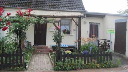 Ferienwohnung für 3 Personen, mit Garten, kinderfreundlich in Dobbin-Linstow
