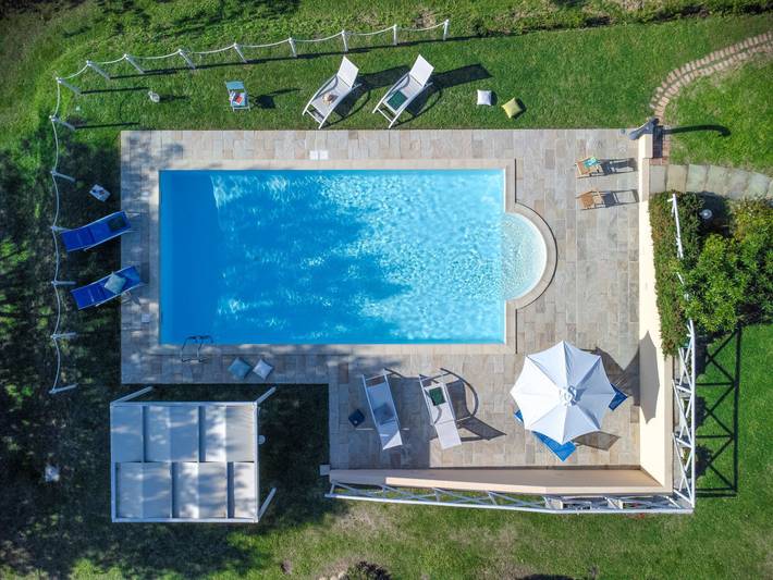 Location de vacances pour 8 personnes, avec jardin et piscine, animaux acceptés à Cartoceto - 3
