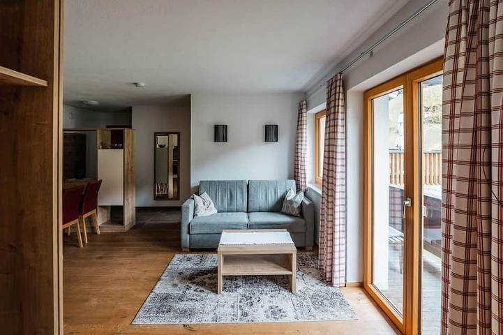 Ferienwohnung für 5 Personen, mit Balkon und Garten in Kelchsau