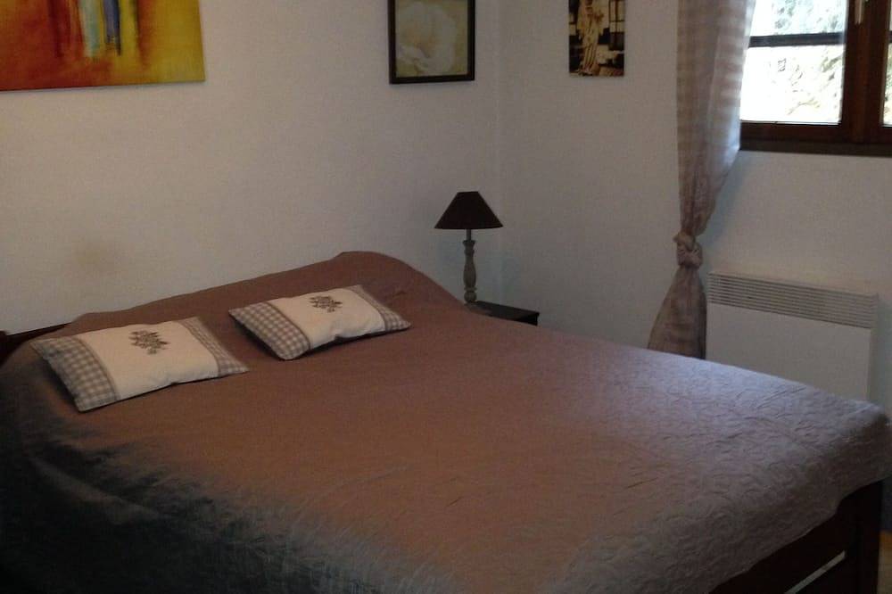 Appartamento intero, Appartamento giardino al piano terra con vista mare. in Belvedere-Campomoro, Sartène e dintorni