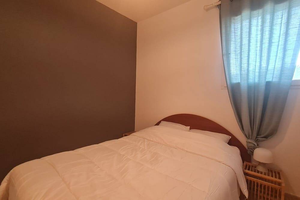 Mini villa ristrutturata con tutti i comfort residence 3*, piscina, mare a piedi in Serra di Ferro, Ajaccio e dintorni