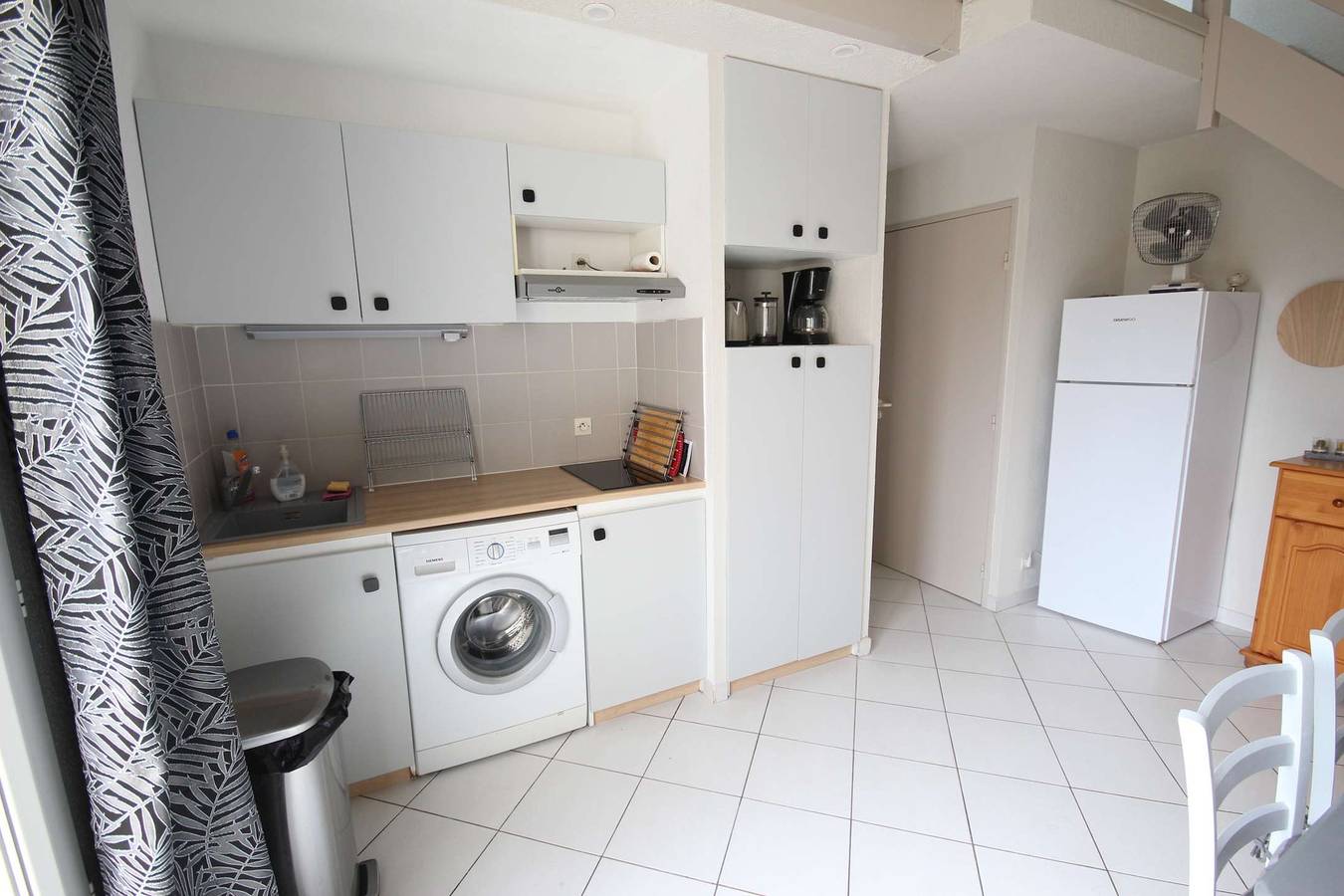 Appartement de vacances entier, Villa plein sud , 5 couchages, Clim étage, residence securisee "Les Ondines" avec piscine commune, 500 m de la mer de Po in Portiragnes Plage, Portiragnes