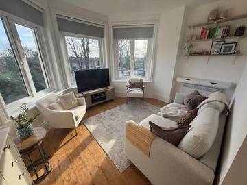 Gîte pour 4 personnes, avec vue et jardin, animaux acceptés dans Surbiton