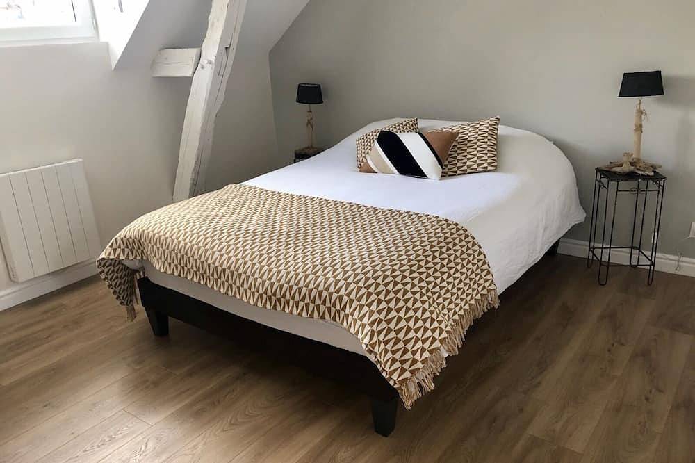 Ehemaliger Stall für 8 Personen in der Nähe der Höhlen von Lascaux Périgord Noir renoviert in Thenon, Périgord Noir