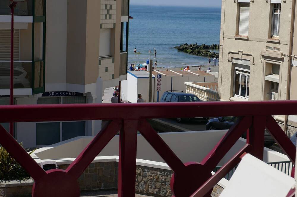 Huis Wimereusienne, authentiek, familie, drie stappen van winkels, uitzicht op zee in Wimereux, Boulogne-sur-Mer en omgeving