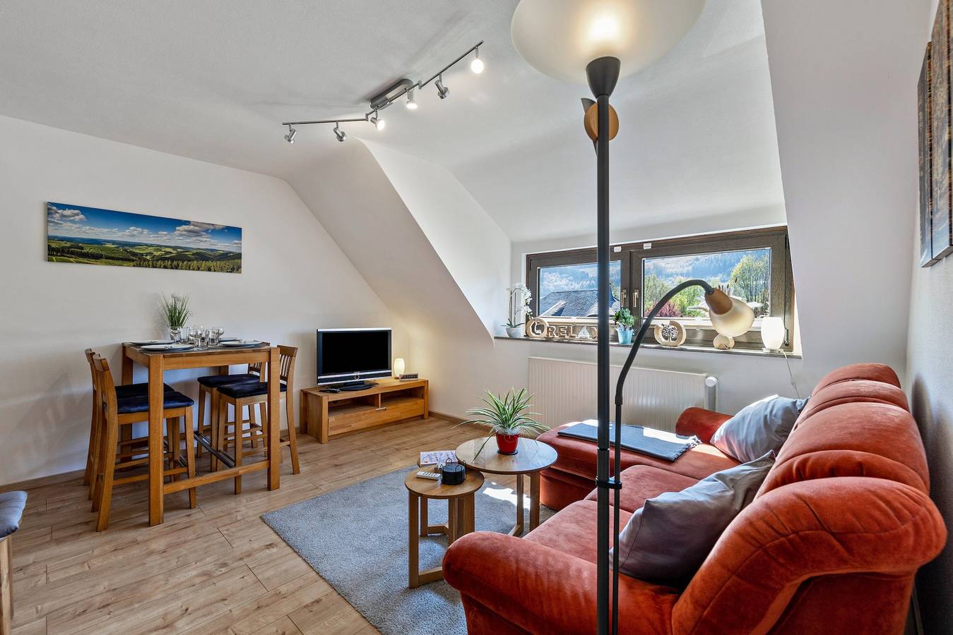 Ganze Wohnung, Ferienwohnung 'Im Elsetal' mit privatem Garten, Balkon und Wi-Fi in Plettenberg, Märkischer Kreis
