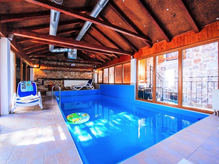 Ferienhaus für 12 Personen, mit Meerblick und Garten sowie Sauna in Starigrad Paklenica
