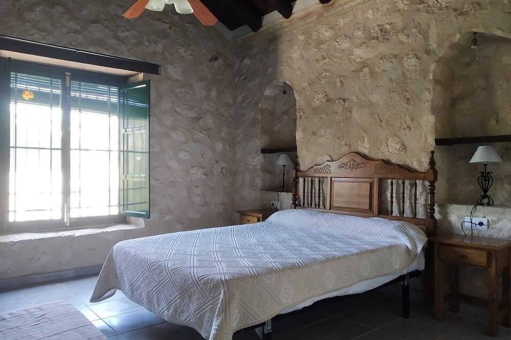 Casa Rural en la Sierra Sur Sevillana. Desconecta en plena naturaleza. Vistazas in Osuna, Provincia de Sevilla