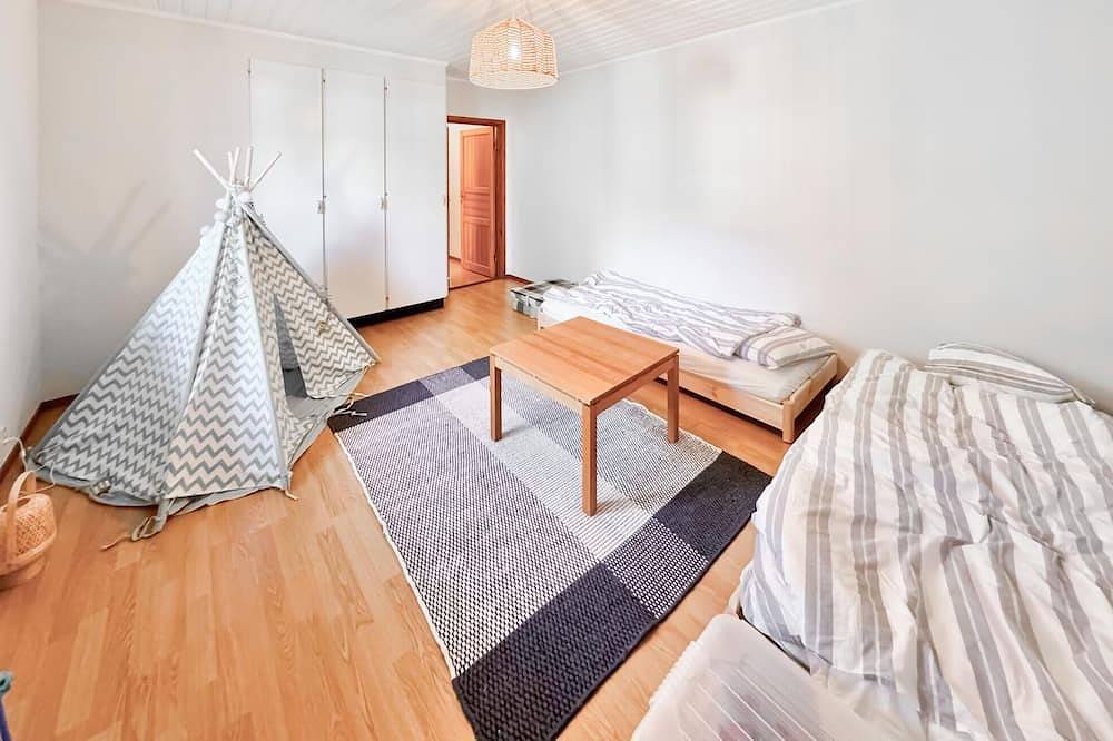 Schönes Haus mit 3 Schlafzimmern in. in Motala, Vättern