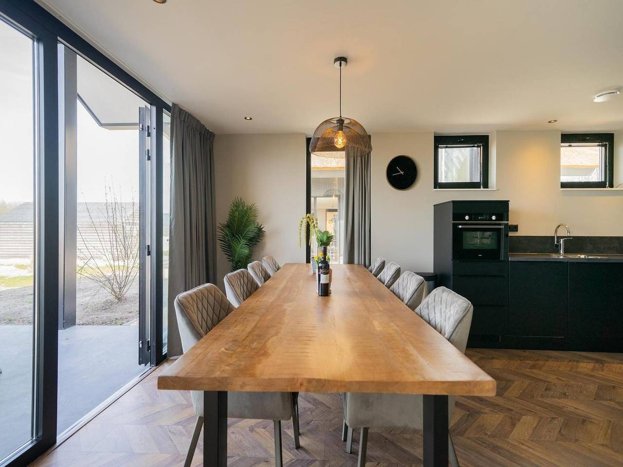 Lakeview Villa Retreat for 10 in Kampen, Lake Veluwe