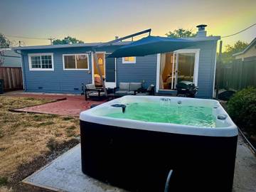 Vacation Rental for 6 Guests in San Mateo, San Mateo County, Picture 2