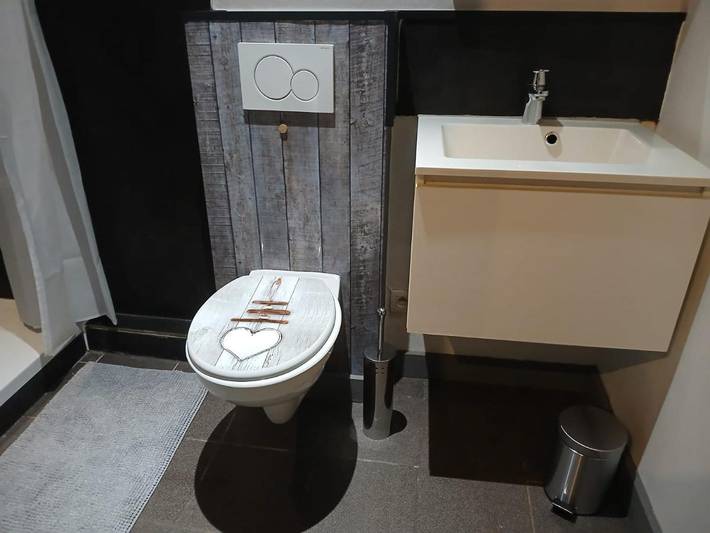 Gîte pour 3 personnes, avec terrasse dans Hastière-Lavaux - 4