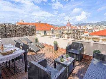 Gîte pour 4 personnes, avec terrasse, animaux acceptés à Nice