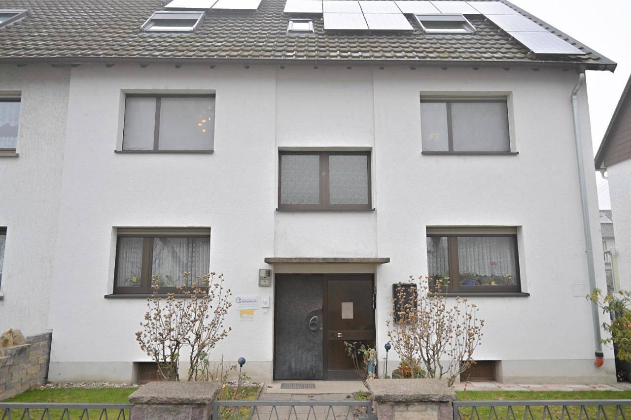 Double Room with Shared Bathroom in Karlsruhe, Rheinebene