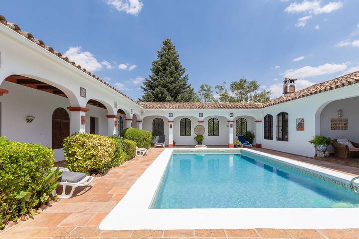 Luxe Villa "Finca La Cabra Ronda" met privé tuin en zwembad, open haard en Wifi in Ronda, Málaga Provincie