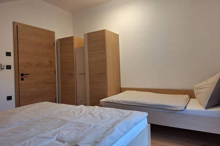 Ferienwohnung für 7 Personen, mit Balkon in Oberperfuss - 4