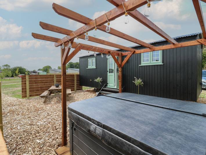 Cabane pour 4 personnes avec jardin in Cambridgeshire