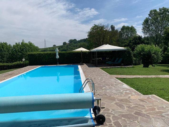 Gîte pour 2 personnes, avec jardin et piscine, animaux acceptés à Nizza Monferrato - 4