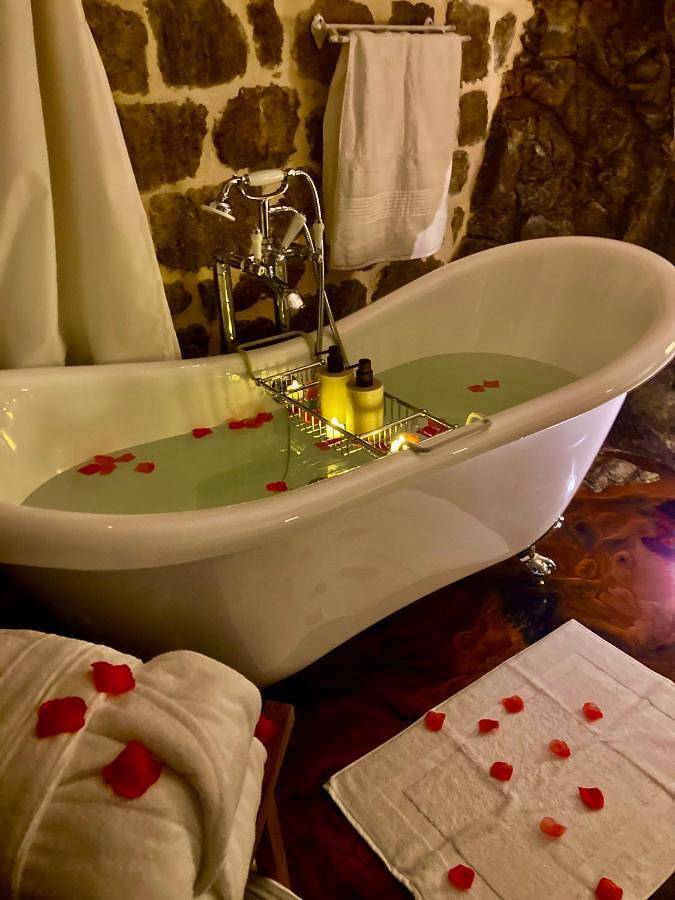 Location de vacances pour 2 personnes, avec terrasse et vue à Asperjoc - 4