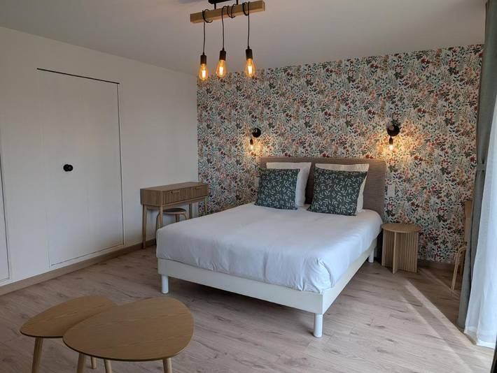 Location de vacances pour 2 personnes, avec vue ainsi que terrasse et jardin à Huisnes-sur-Mer - 2