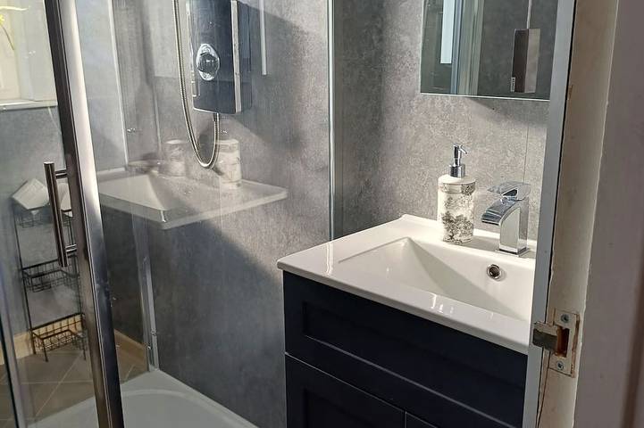 Ganze Wohnung, Modern and relaxing, first floor maisonette. Pet friendly in Scottish Borders