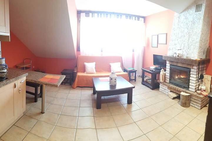 Apartamento entero, Apartamentos Andrea Naranja in Belmonte de Miranda, Cordillera Cantábrica
