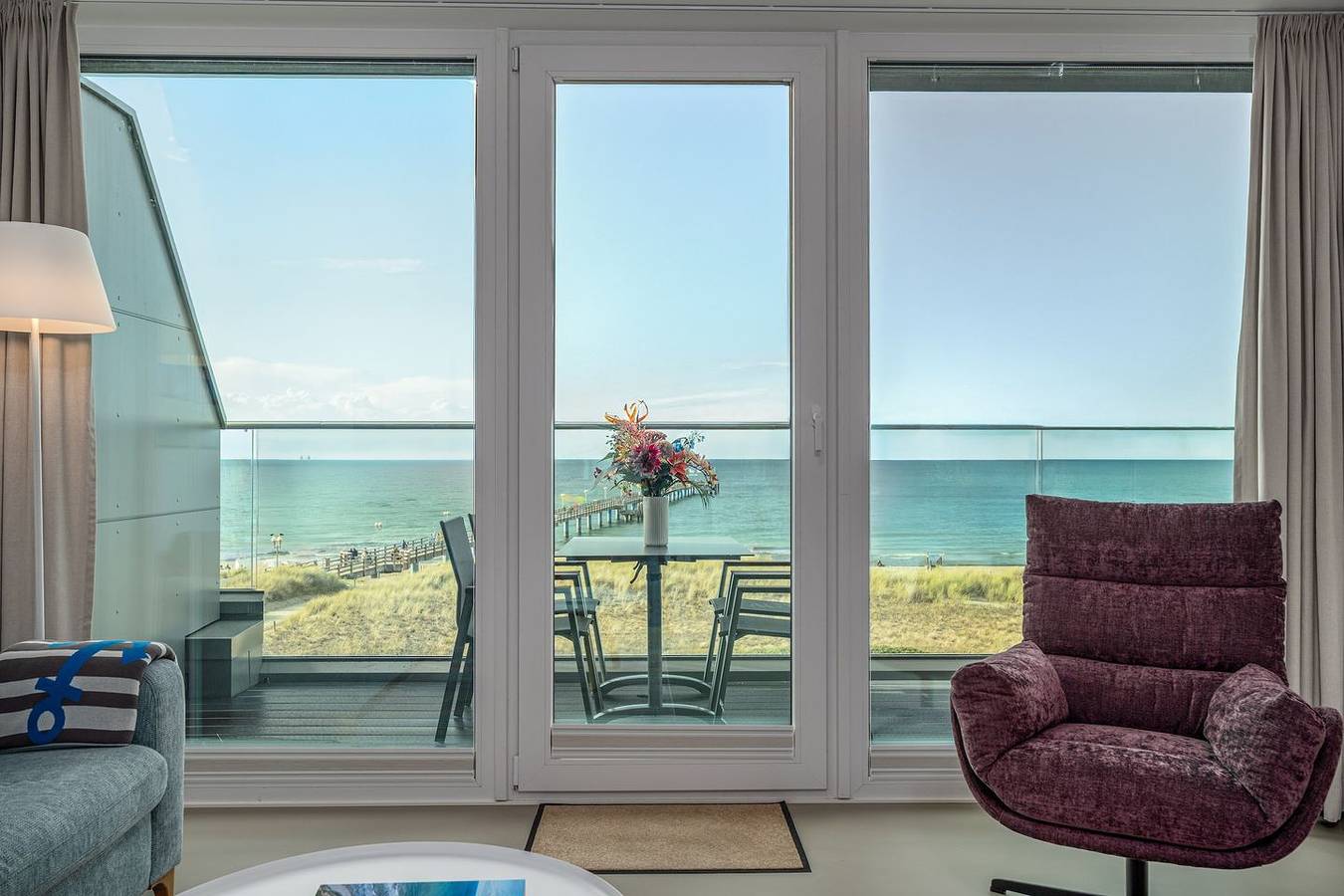 Ganze Wohnung, Strandnahe Ferienwohnung an der Strandpromenade mit Meerblick in Graal-Müritz, Rostock und Umgebung