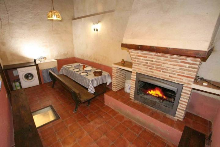 Casa rural para 9 personas, con vistas y terraza en Siete Iglesias de Trabancos