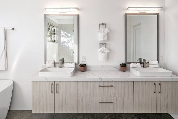 Vacation house for 11 people, with yard and sauna as well as hot tub in Sedona