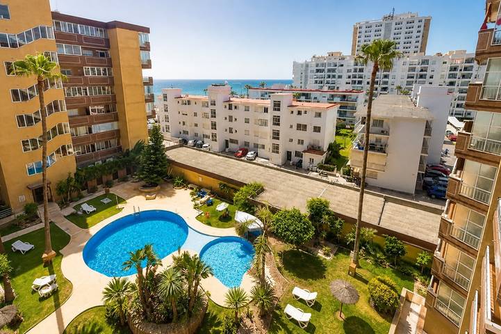 Holiday rental for 4 people, with Garden and Children pool in Los Boliches