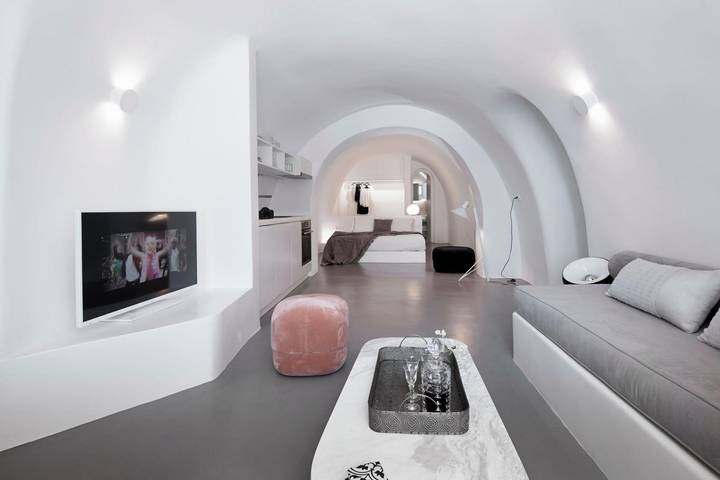 Villa für 7 Personen mit Whirlpool in Oia, Santorin
