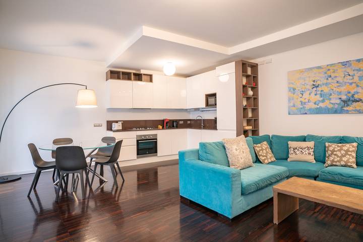 Ferienwohnung für 5 Personen, mit Balkon und Whirlpool in Lecco - 2