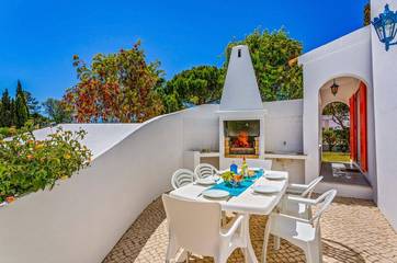 Casa De Vacaciones para 8 Personas en Porches, Distrito de Faro, Foto 1
