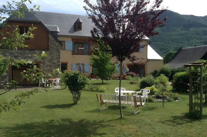 Chambre d’hôte pour 3 personnes, avec jardin