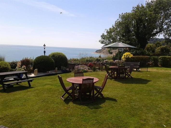 Bed and breakfast for 2 people, with terrace on the Isle of Wight