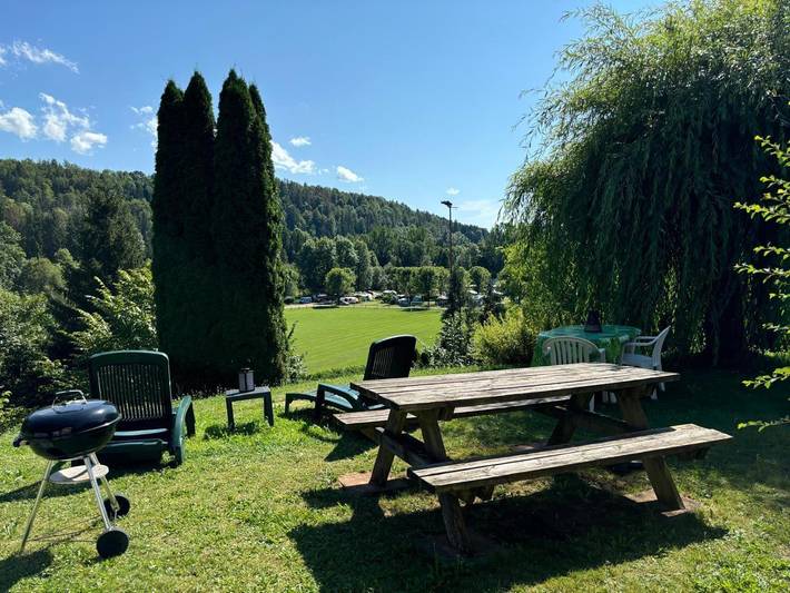 Gîte pour 4 personnes avec jardin in Foncine-le-Haut, Parc naturel régional du Haut-Jura