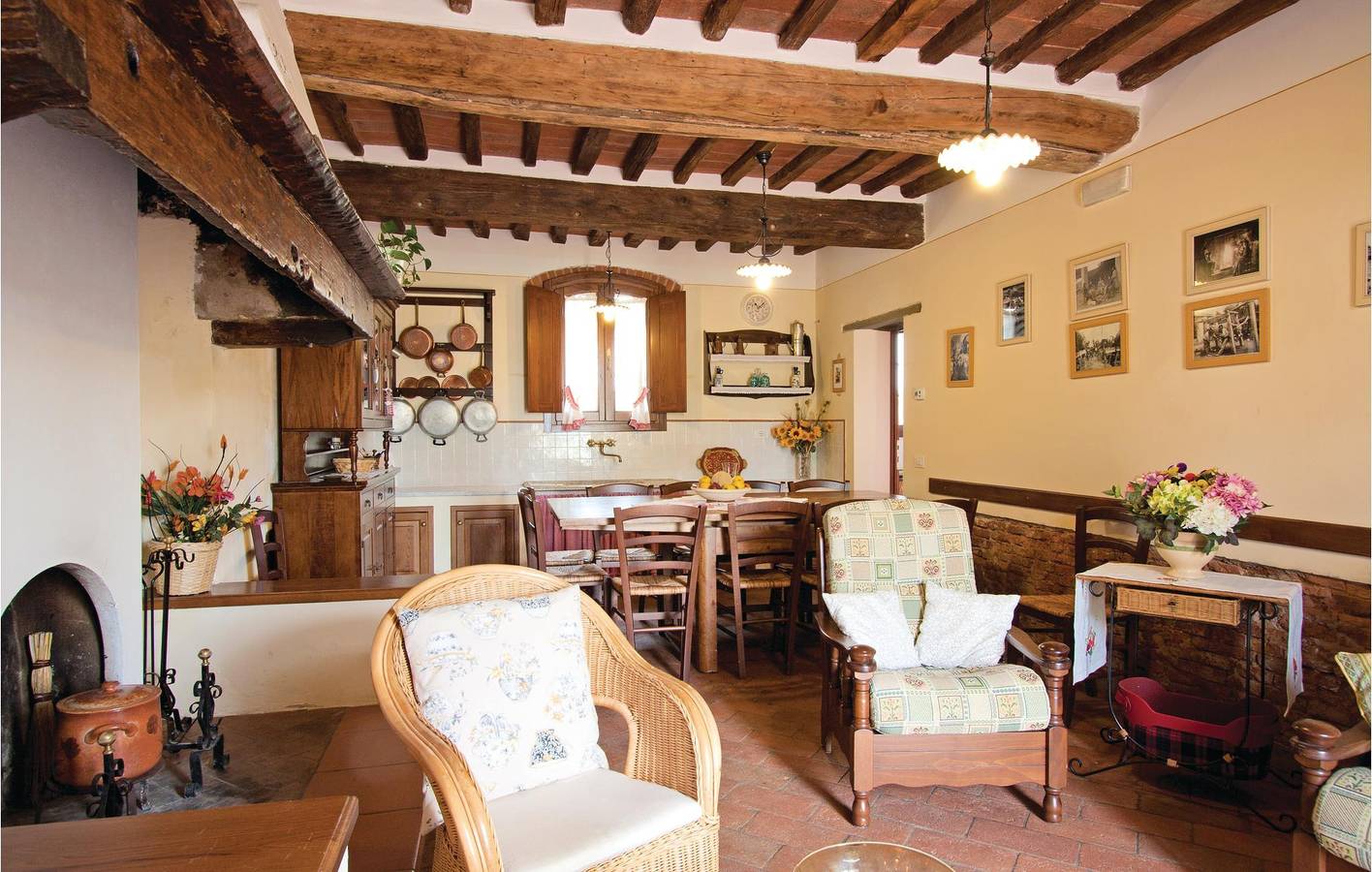 Geräumiges Apartment mit Pool & Parkplatz in der Nähe von Pescia in Ponte Buggianese, Pistoia Provinz
