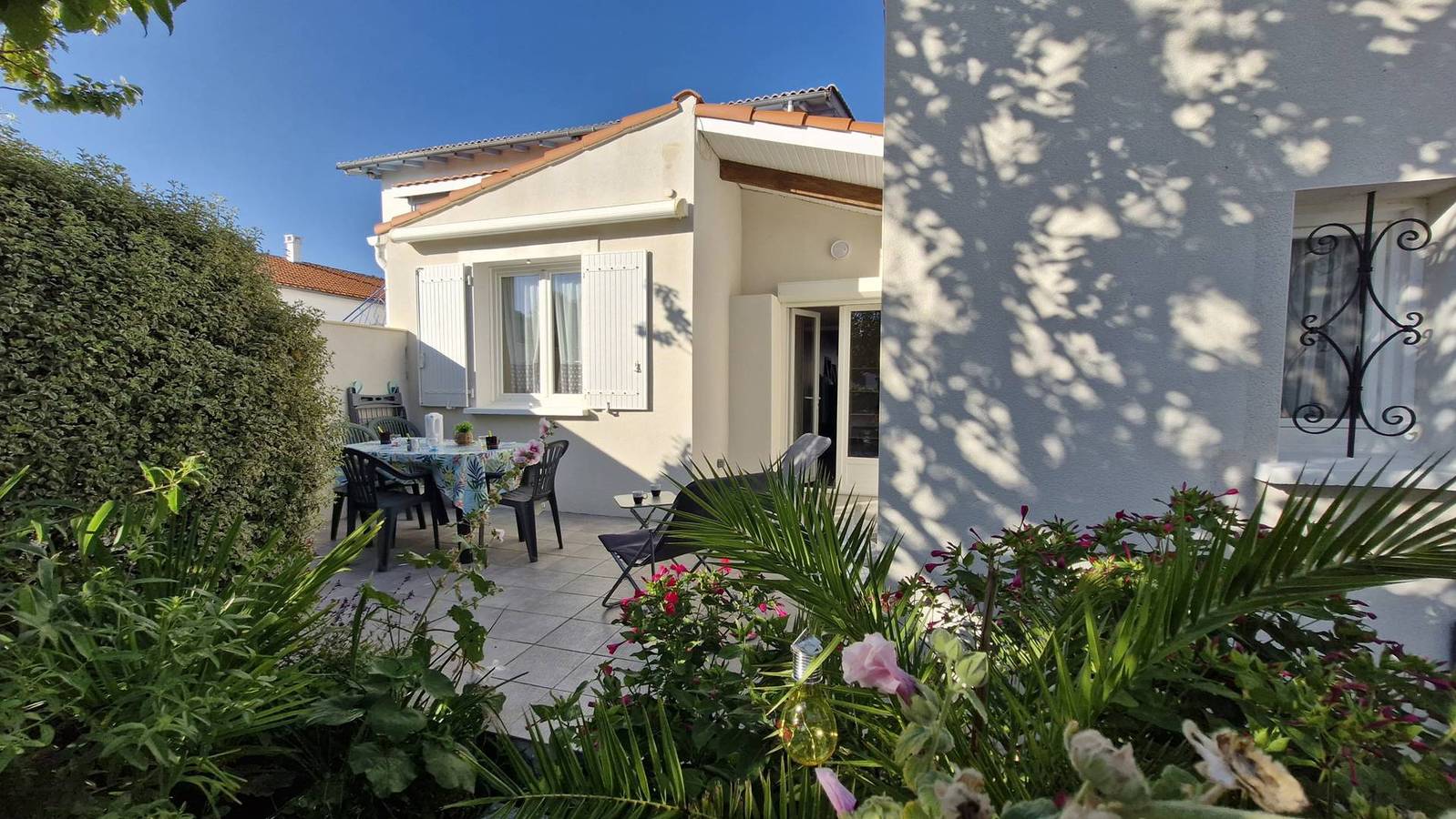 Saint-Georges-de-Didonne – Small House with its own little outdoor paradise in Saint-Georges-de-Didonne, Côte de Beauté