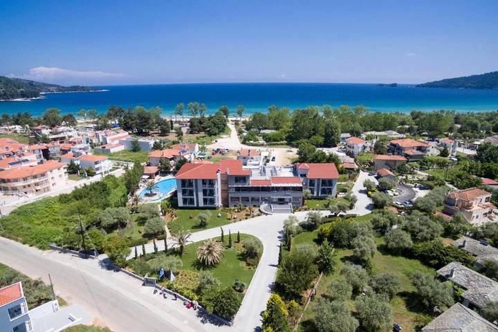 Hotel für 4 Personen, mit Ausblick und Pool sowie Garten