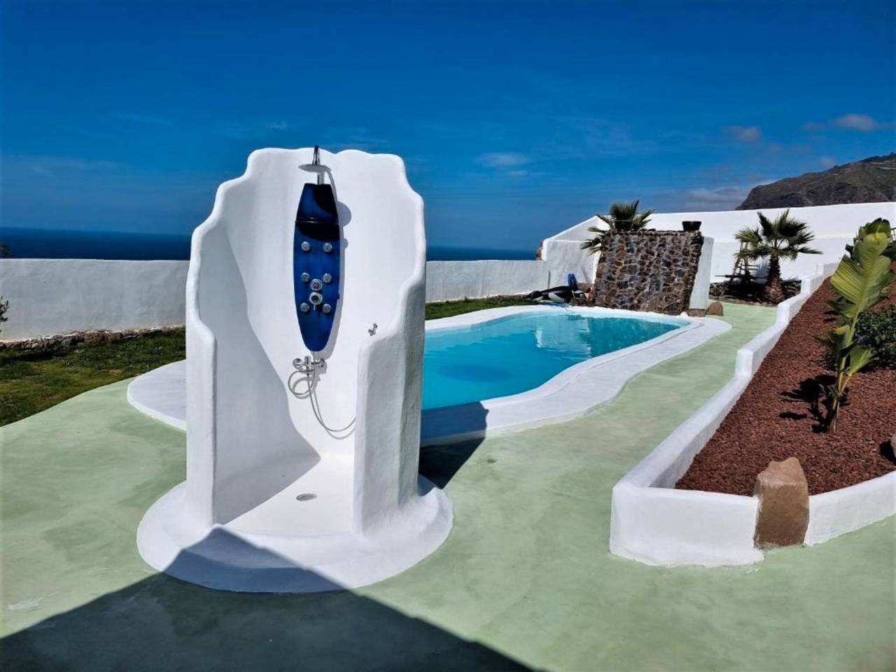 Apartamento entero, Vacaciones 'Mariposas - Sol' con vistas al mar, piscina compartida y Wi-Fi in San Bernardo, Los Silos