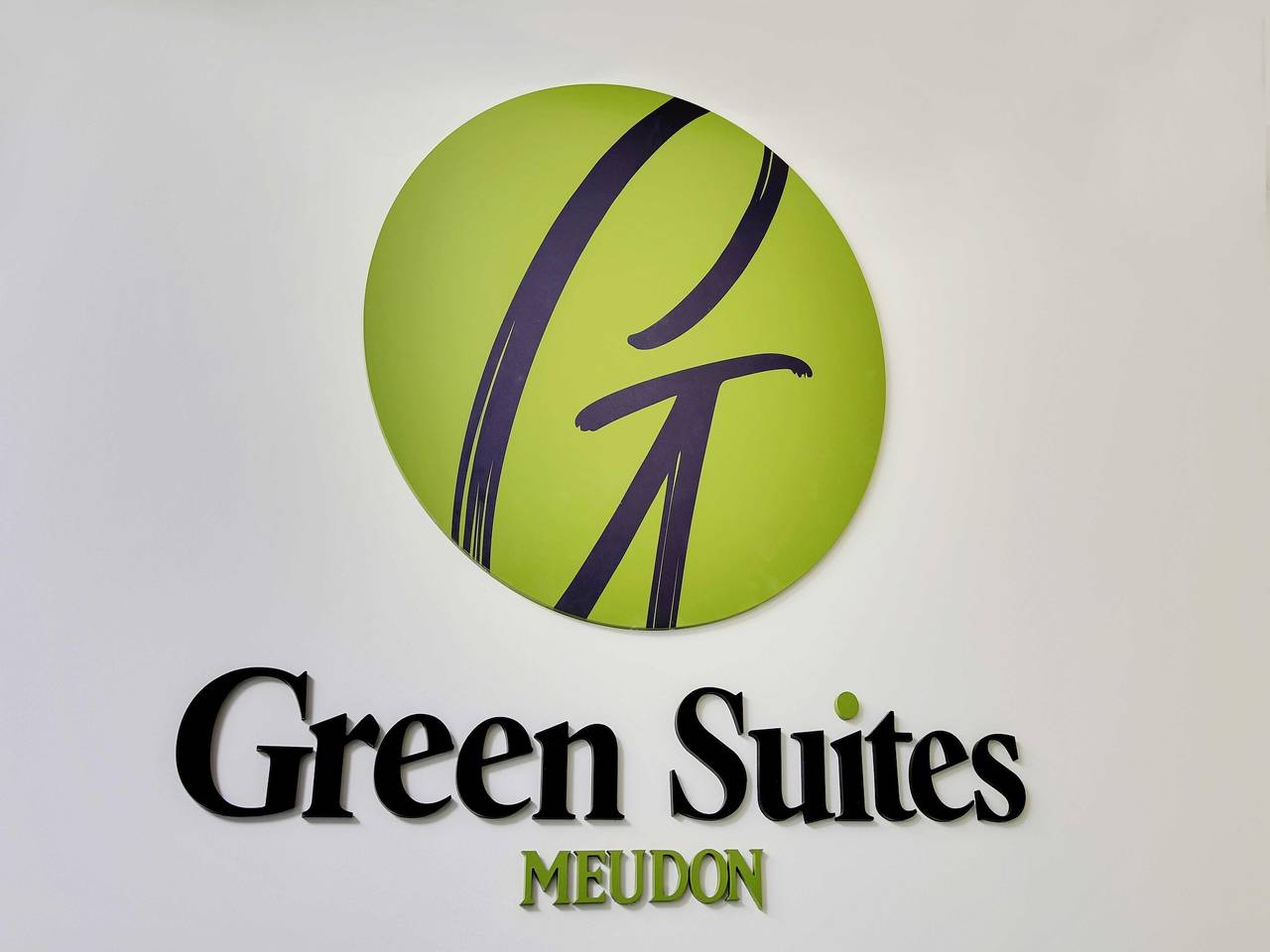 Appartement entier, Résidence moderne "Green Suites" - Meudon/Vélizy in Meudon, Hauts-de-Seine