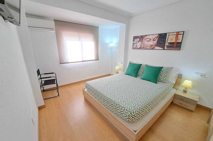 Ganze Wohnung, Cozy Central Apartment in Valencia + WiFi + Netflix. in l'Olivereta, Valencia