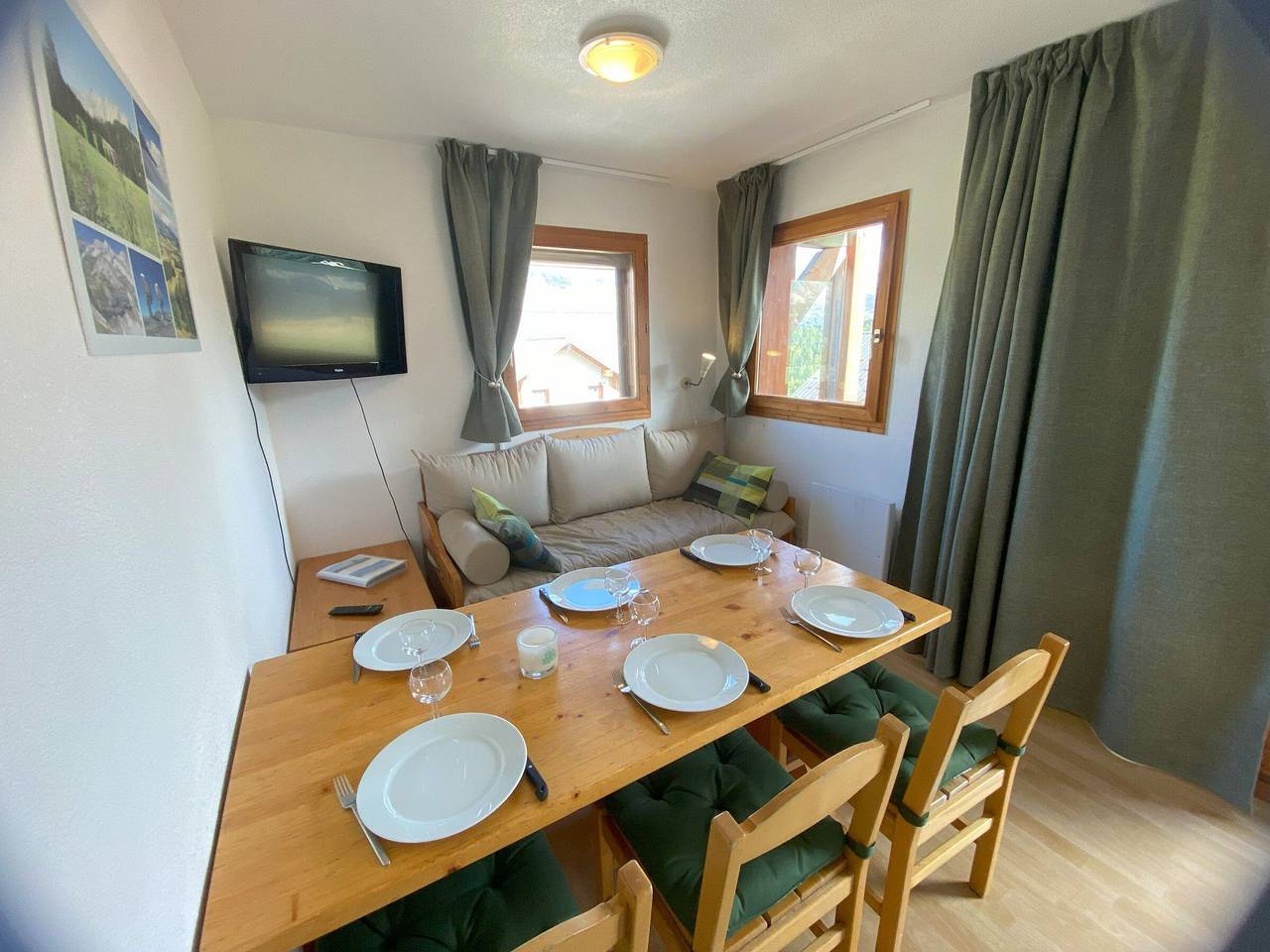 Ganze Wohnung, Gemütliche 6-Personen-Wohnung mit Balkon, Geschäfte und Pisten 250m - Superdévoluy in Saint-Étienne-en-Dévoluy, Le Dévoluy