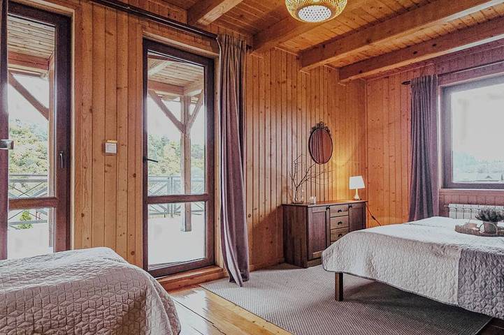 Nasza Chata- hottub, fireplace, kids-friendly, grill, workspace, free parking in Karpaten (Polen)