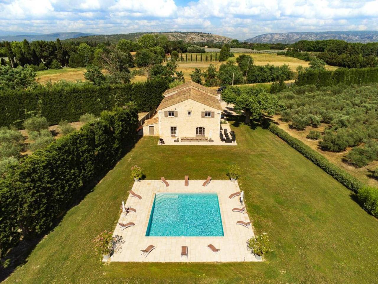Casa de campo "Mas sous les Oliviers" con piscina, jardín y Wi-Fi in Plan-d'Orgon, Region de Arles
