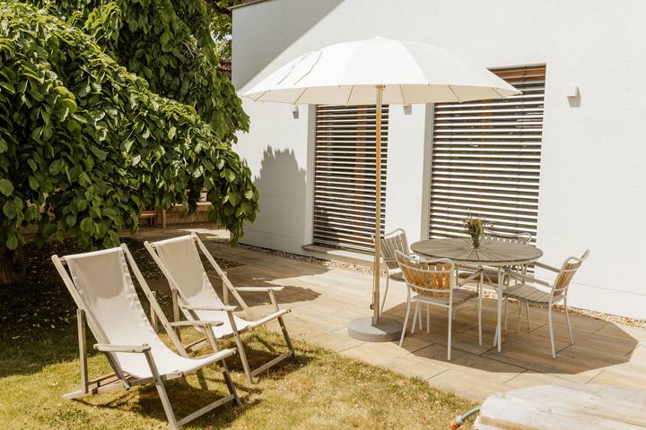 Ferienwohnung für 2 Personen, mit Terrasse und Garten sowie Seeblick in Gstadt am Chiemsee - 3