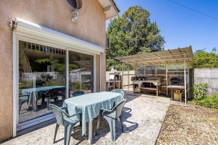 Hel studio-lejlighed, Apartment Between Vineyards and Ocean – Nature and Comfort Getaway in Queyrac, Regional Naturpark i Médoc